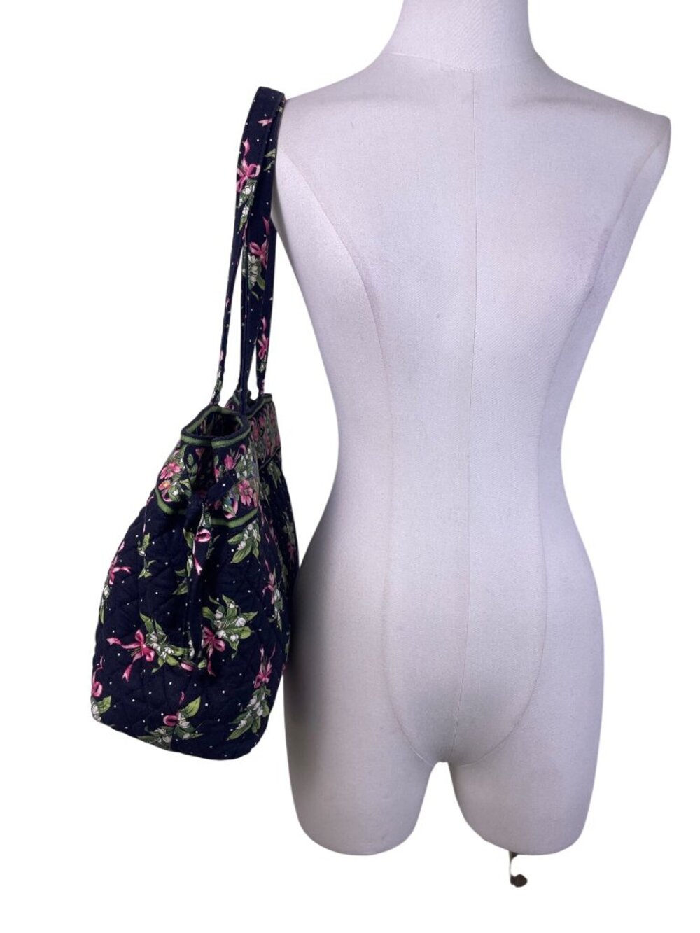 Vera Bradley Women’s Black & Green Quilted Cotton Floral Shoulder Tote Bag - Picture 12 of 13